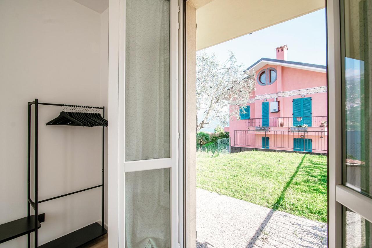 Olive Tree Lake View Apartment Bellagio Exterior photo